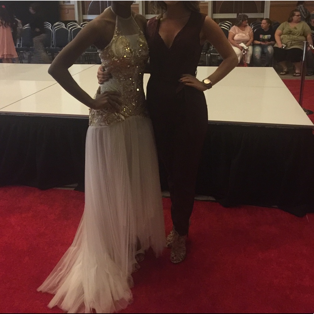 Custom Sherri Hill white/gold prom pageant gown - Picture 8 of 8